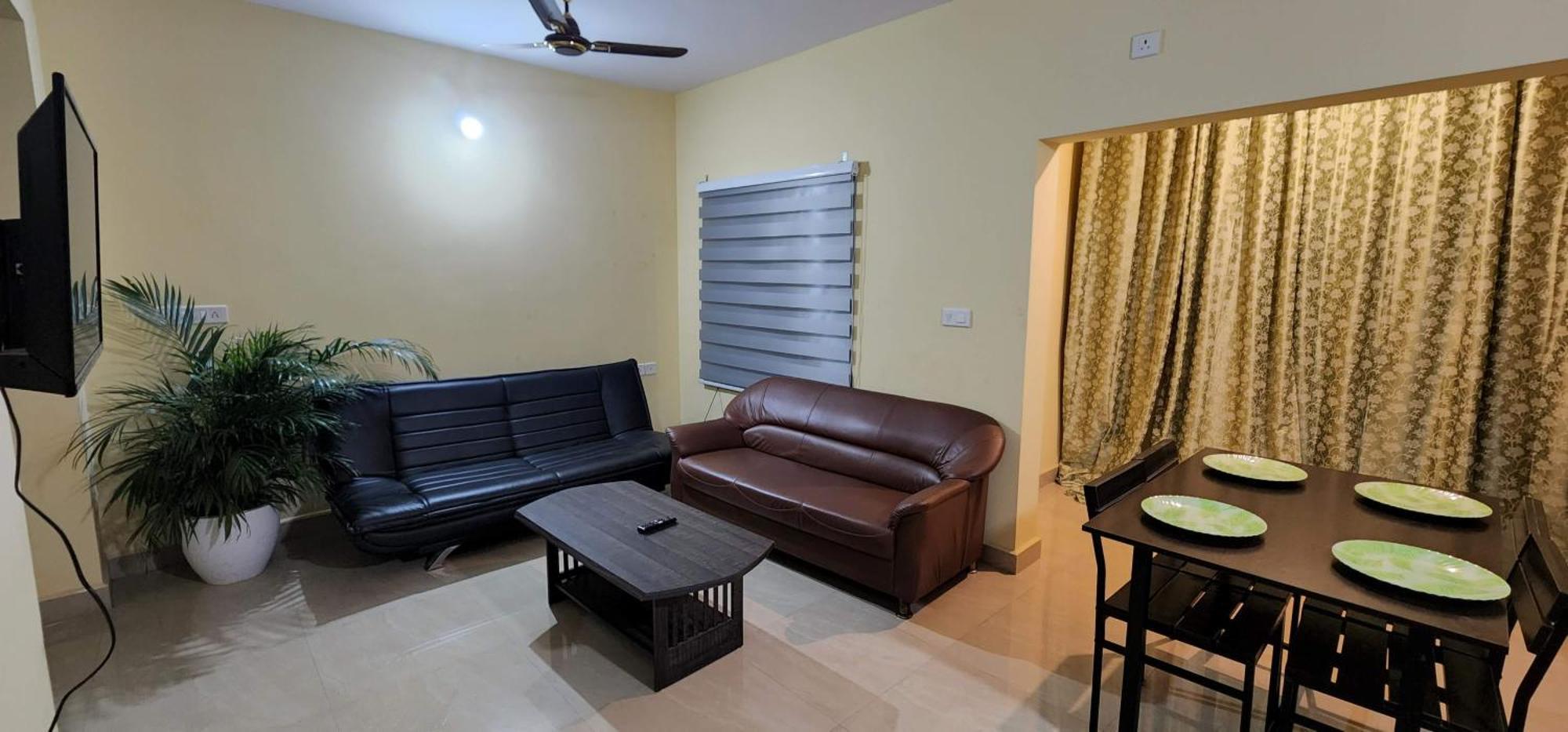 Apartment Sd D'souza Heritage Flats With Reserved Parking