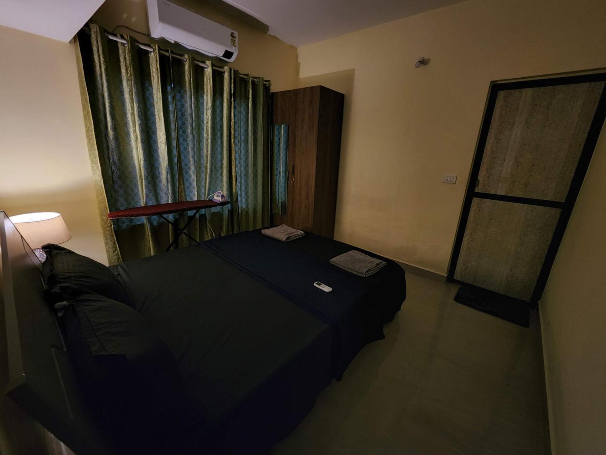 Sd D'souza Heritage Flats With Reserved Parking Apartment *